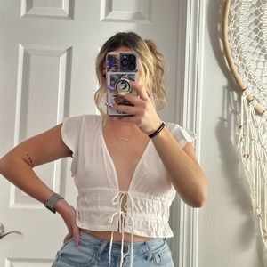 Forever 21 White Front Tie Top